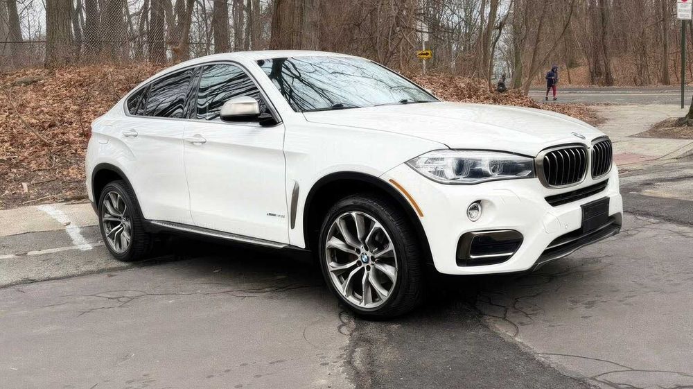 BMW X6 xDrive35i      2016
