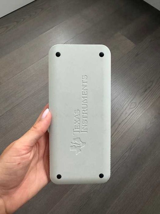 Calculadora TI 84 Plus CE-T64550431186179121