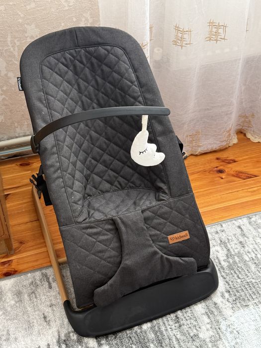 Крісло-гойдалка Kidwell LARO Black/Wooden