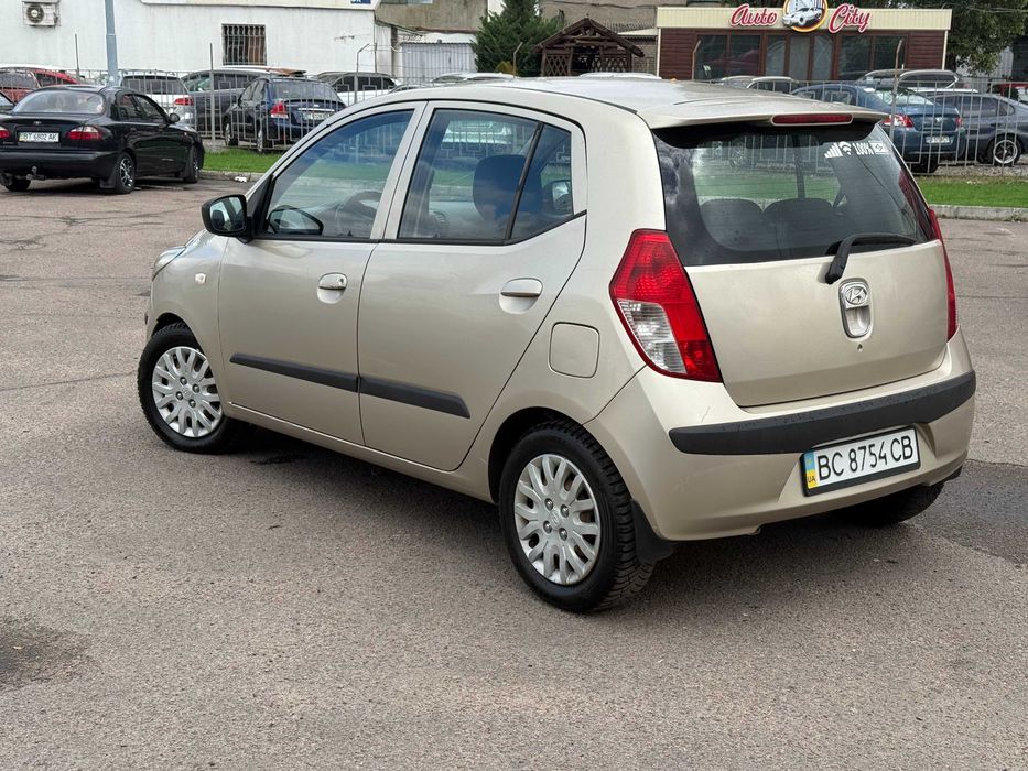 Продам HYUNDAI i10 1.1 автомат 2008р