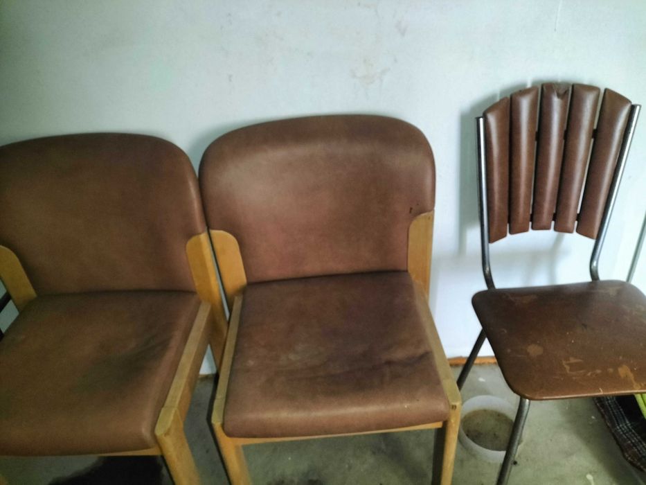 Moveis e cadeiras para restaurar