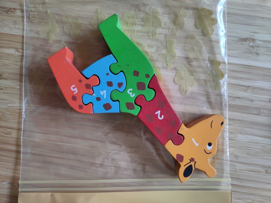 Jogos em madeira p criança pequena