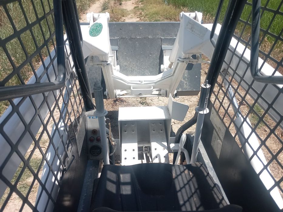 Mini bobcat 343com motor yanmar