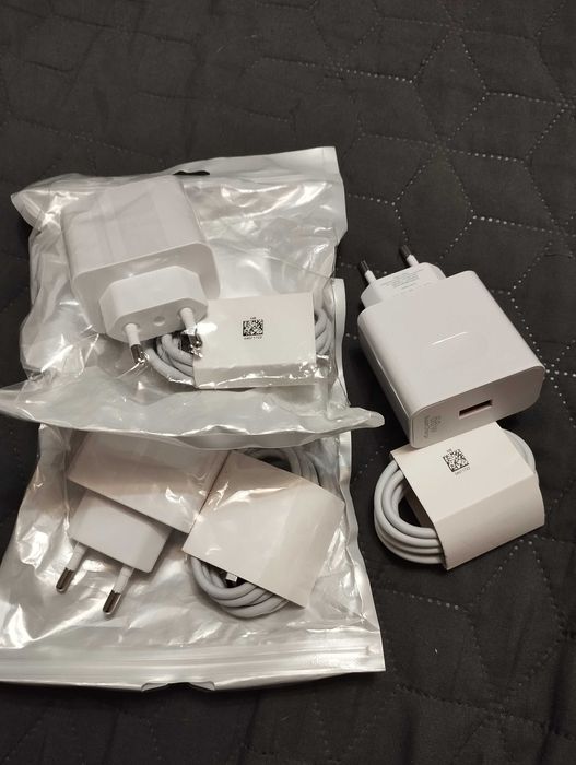 Блок питания, зарядное устройство, с быстрой зарядкой 66w. 120w.