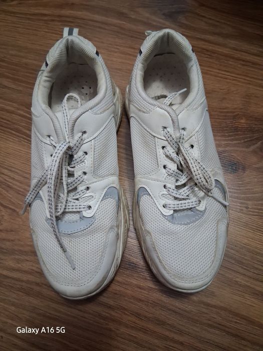 Sneakersy biale sinsay rozmiar 37