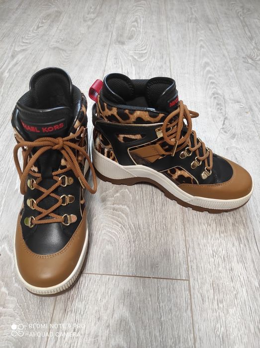 Ботинки женские, фирма Michael kors, размер 36.