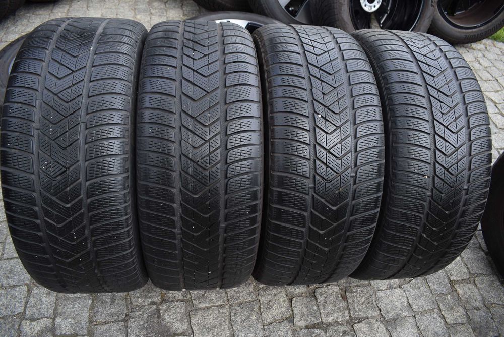 235/55R19 101H Pirelli Scorpion winter 2020 rok komplet cena za 4