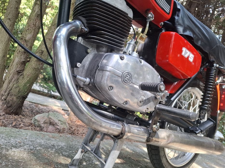 Cz 175 487 >jawa>zarejestrowana opłacona