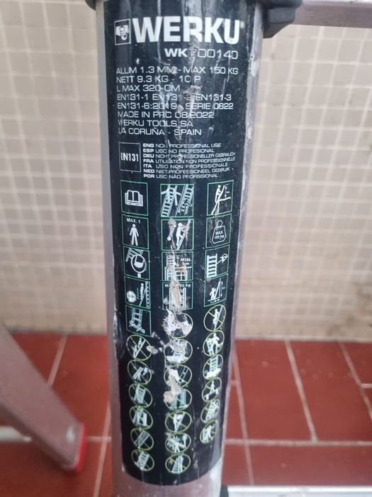 Escada werku excelente