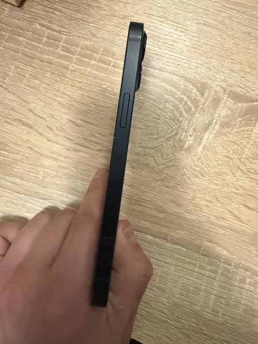 Iphone 13 black заблокований