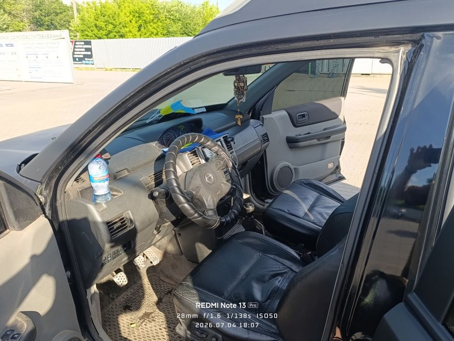 Nissan X-Trail T30