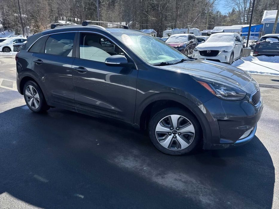 Kia Niro EX Premium      2019