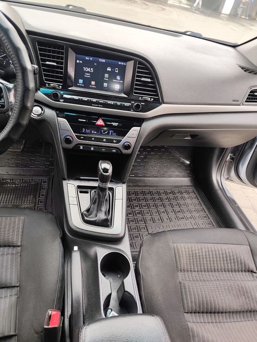 Hyundai Elantra 2016 VIN 5NPD84LF3HH150085 фото оголошення 11 з 22