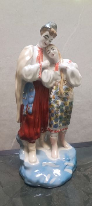 Статуэтка, Майская ночь.