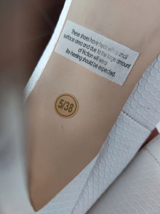 Czółenka białe 38 szpilki ślub wesele komunia sandały szpic piękne but
