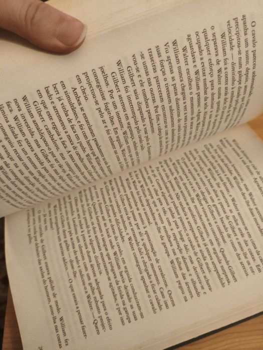 Ken Follet - Os pilares da terra Volume I