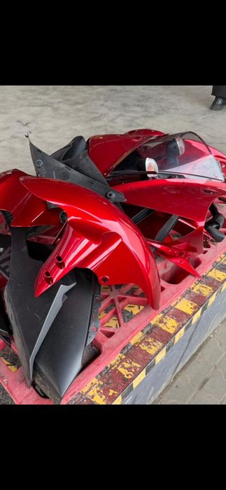Ямаха р1 Yamaha r1 04-06 Пластик