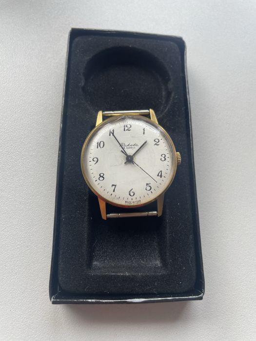 Zegarek Rakieta pozłacany AU 10-. Sprawny.