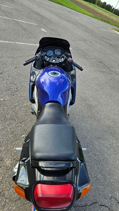 Продам мотоцикл Kawasaki zzr600