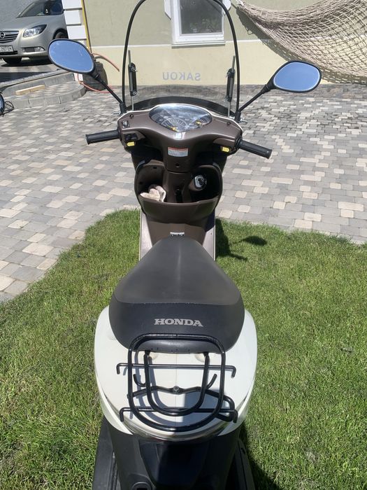 Хонда АФ68 Цеста