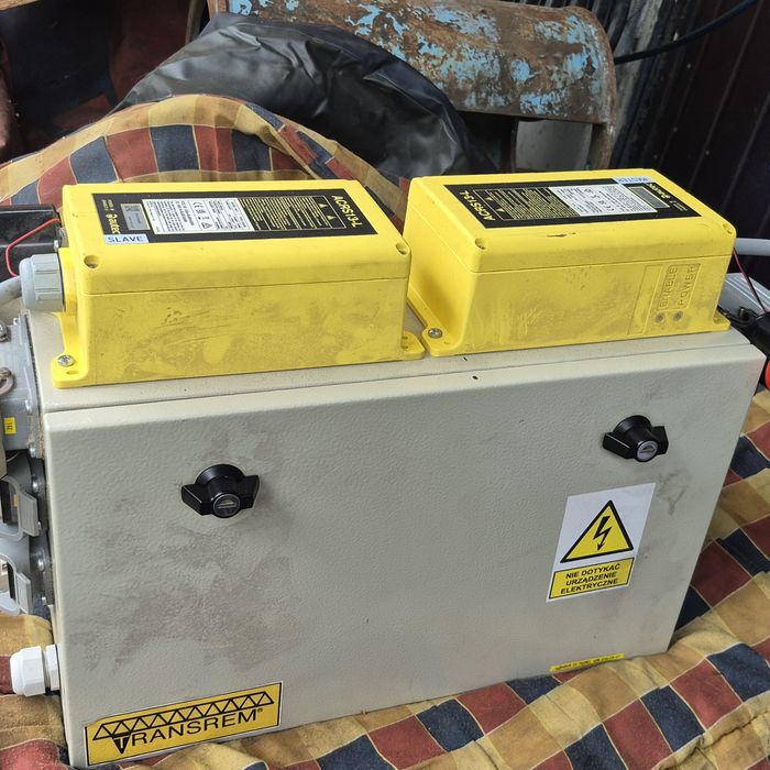 Wciągnik łańcuchowy , Podem 500kg. Z jazdą elektryczną.