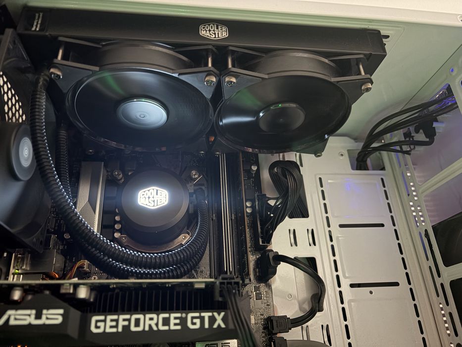 Desktop gaming Como novo