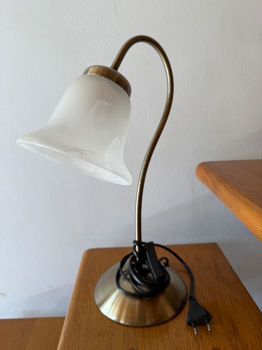 Lampka stojąca biurkowa
