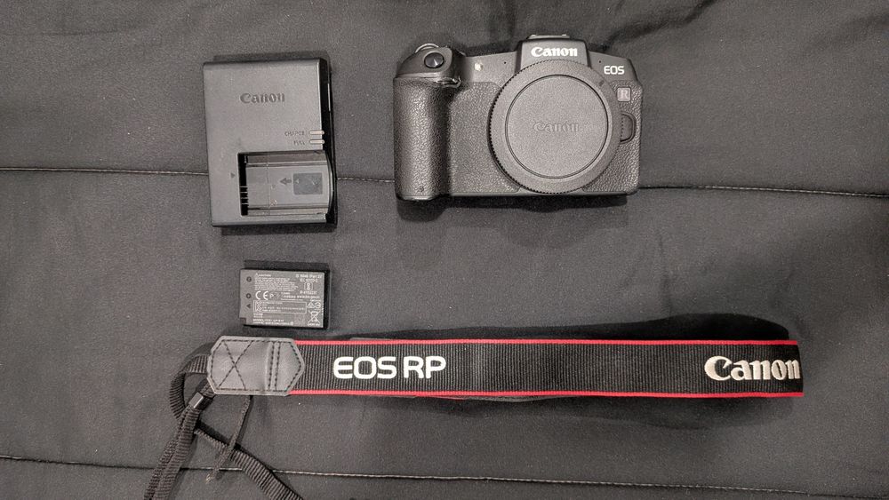 Camera Mirrorless Canon RP