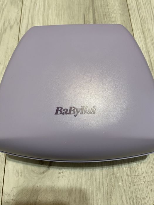 BaByliss pęseta z podświetleniem