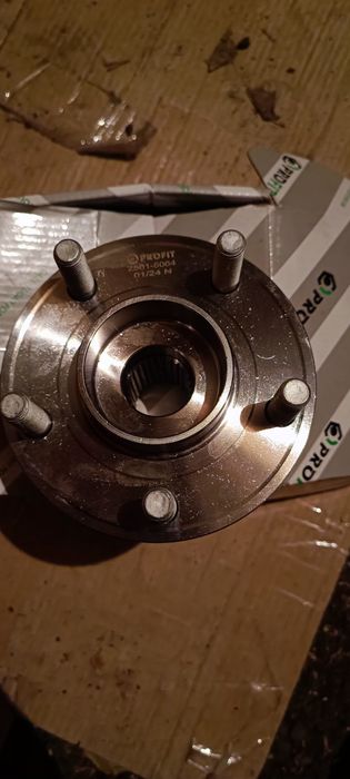 Ступиця передняя форд фьеже америка 2014-2018 продам