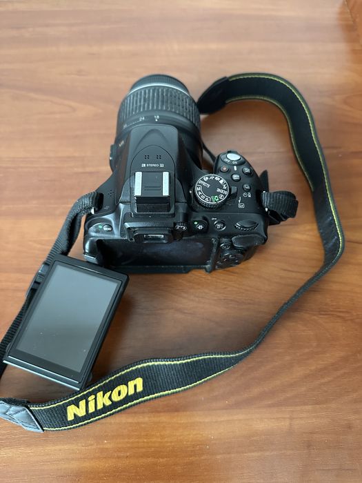 Фотоапарат Nikon d5200 з обʼєктивом 18-55mm