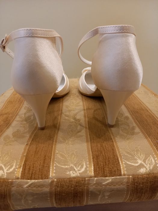 Buty ślubne ekri, wizytowe rozm. 34,35,36