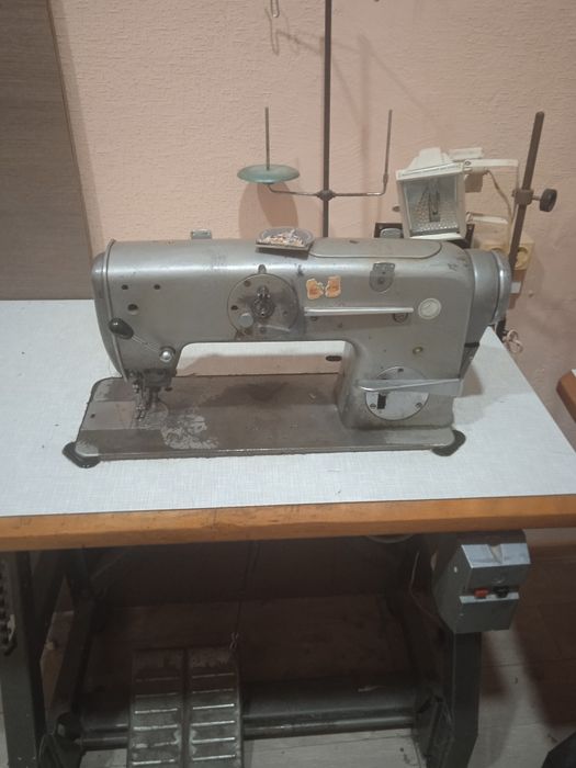 Промислові швейні машини