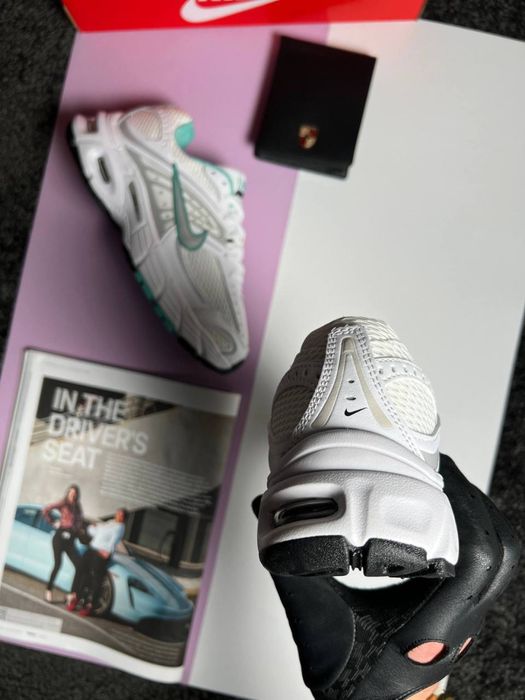 Женские кроссовки найк Nike Air Max Moto 2K White Mint Grey [37-41]