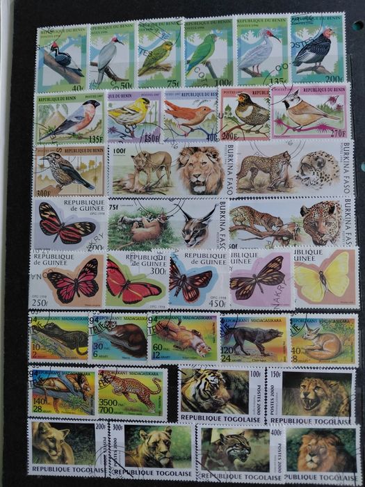 Марки поштові країн Африки. 56 серій,353 марки.