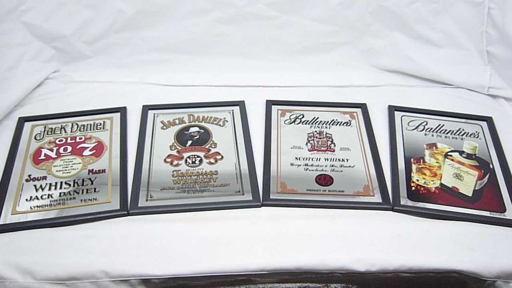 Conjunto de quadros publicitários para bar