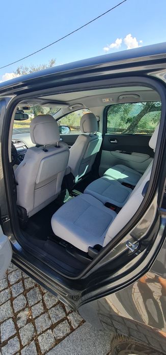 Peugeot 5008 1.6 hdi