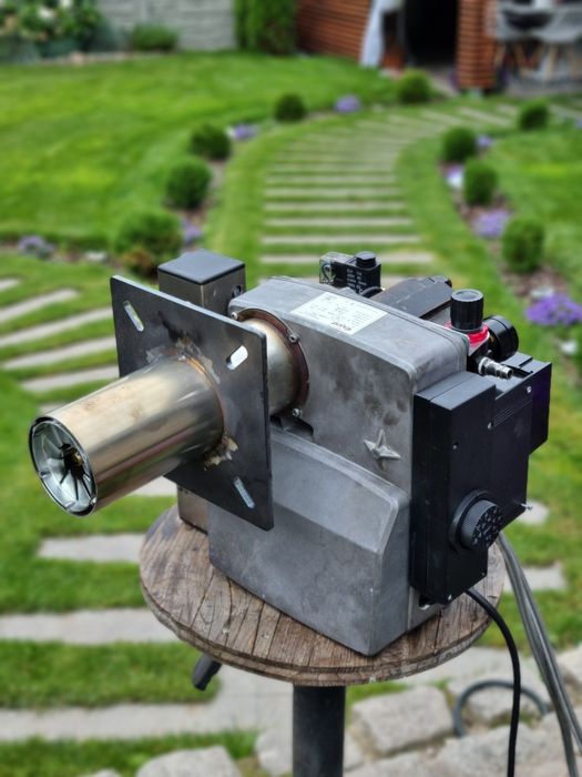 Palnik olejowy wielopaliwowy