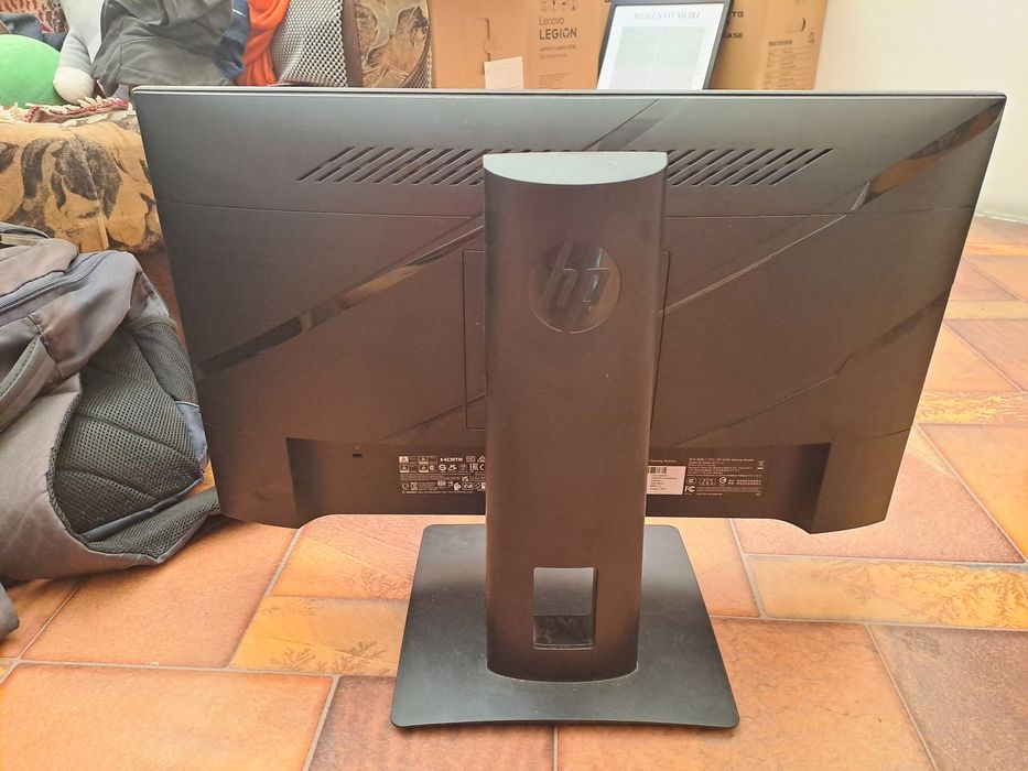 Монитор HP диагональ 24" 144 герца.