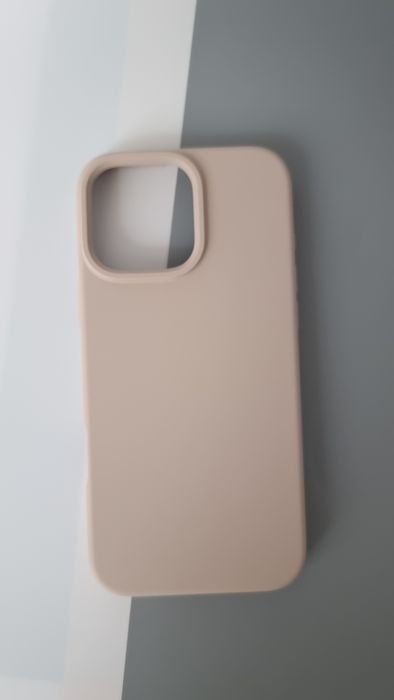 Etui z płynnego silikonu do iPhone 16 Pro Max (6,9