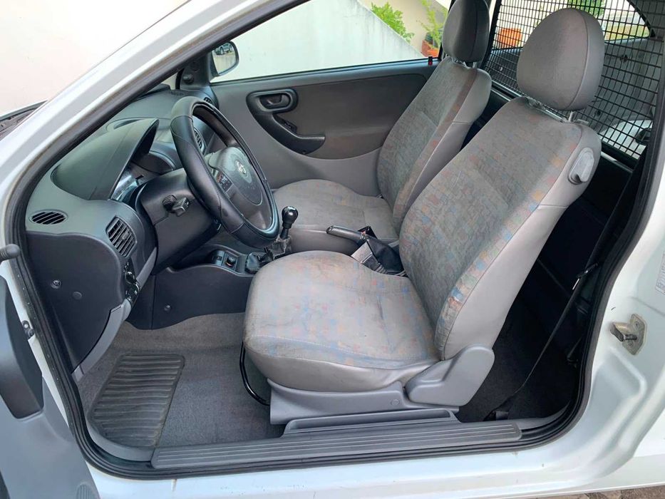 Opel Corsa Comercial 1.7 DI Isuzu - Excelente estado - 205 mil kms
