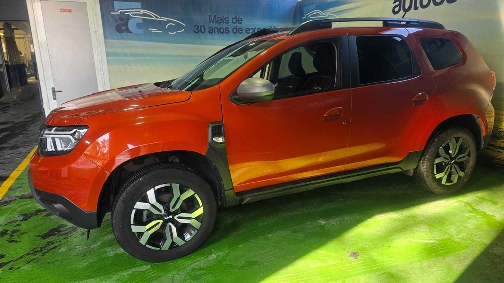Dacia Duster 1.0 TCe Bi-Fuel  -  Salvado