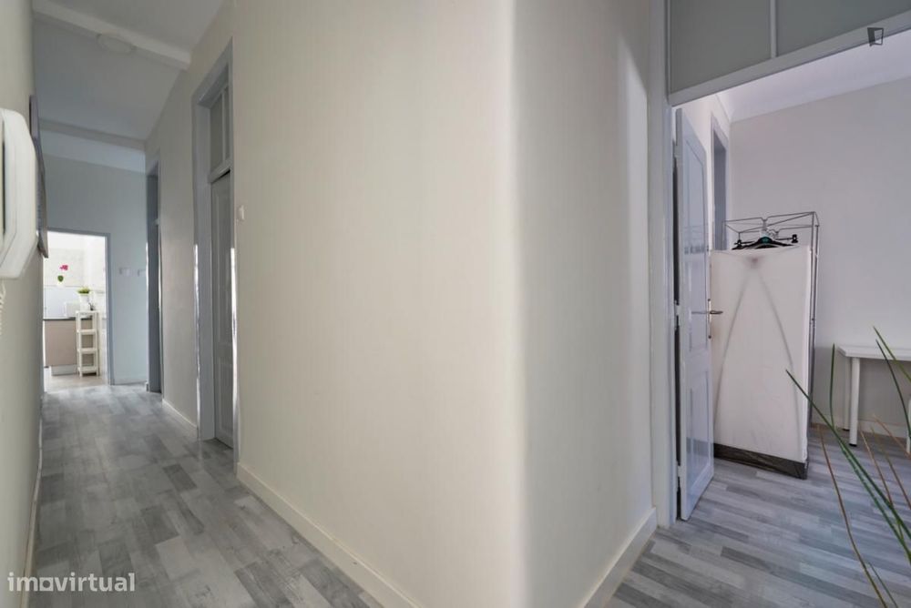 Quarto - localizado em Penha de França Lisbon