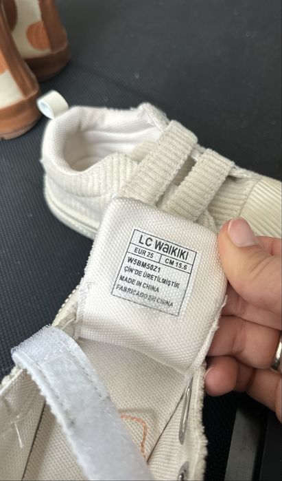 Взуття Clarks,Next дівчинка 25-26