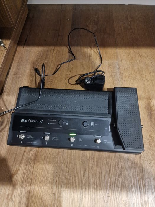 Pedaleira Irig Stomp I/O