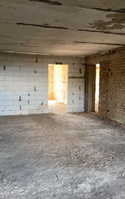 Продаж багатоквартирного будинку в Золотоноші