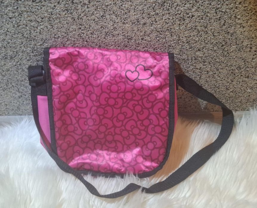 Różowa, młodzieżowa torba na ramię hello kitty