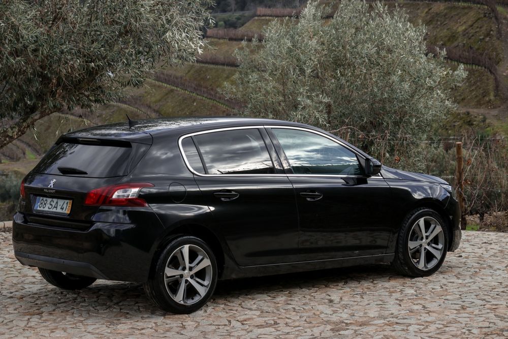 Peugeot 308 Allure/GT Line 1.6 hdi - 120 cv