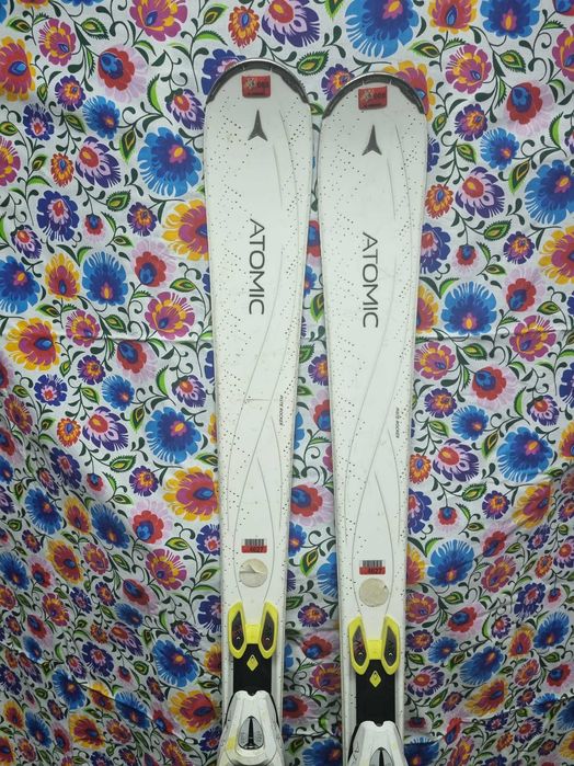 Narty Atomic Cloud 11 .158 lub 151 cm super stan .