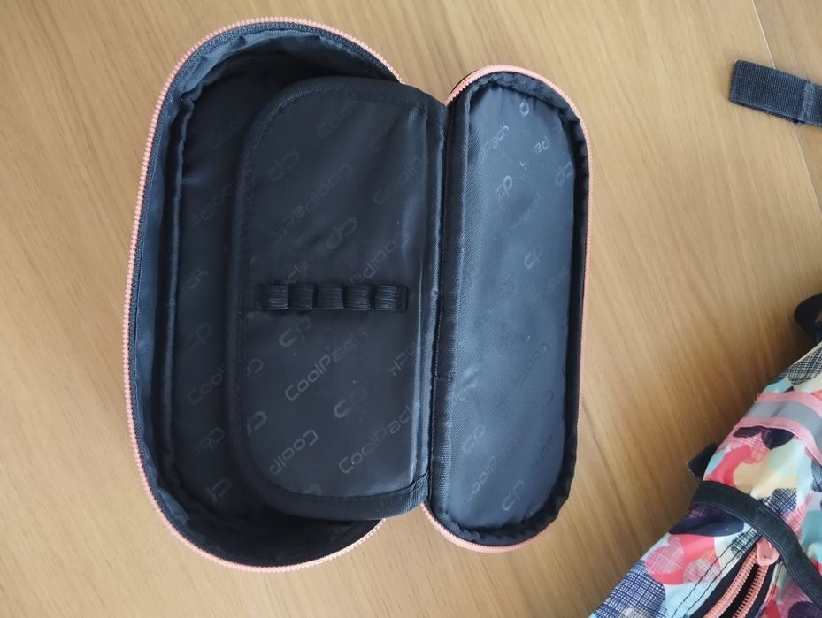 Piórnik coolpack serca